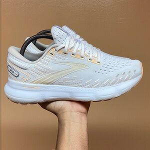 Brooks Glycerin 20 Women’s Running Sneakers “White Grey Peach” Size 10 Medium